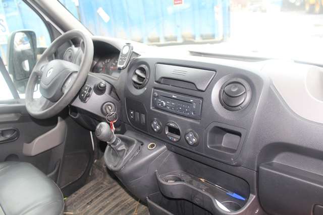 Renault Master 2010-2013 (Type III, Fase 1) , Motorkode: M9T 698, Girkassekode: 