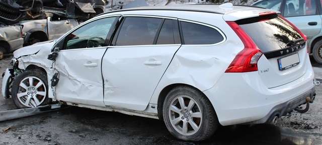Volvo V60/V60 CC 2013-2018 (Type I, Fase 2) , Motorkode: D 4162 T, Girkassekode: 