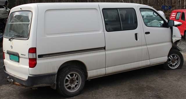 Toyota Hiace 2007-2012 (Fase 3) , Motorkode: 2KD-FTV, Girkassekode: 
