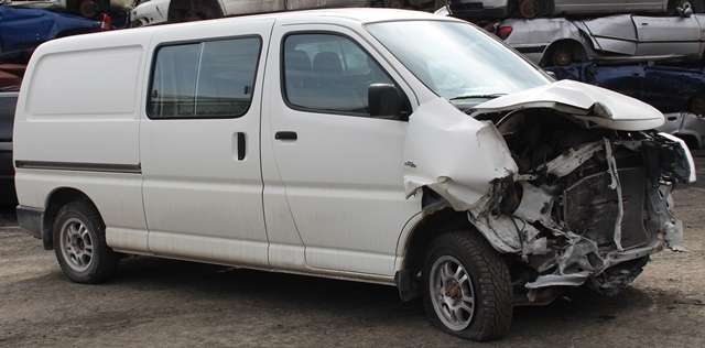 Toyota Hiace 2007-2012 (Fase 3) , Motorkode: 2KD-FTV, Girkassekode: 