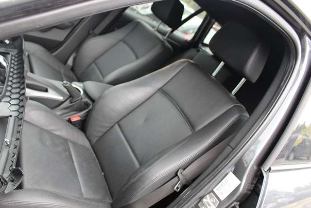 BMW X1 2009-2015 (E84) (E84), Motorkode: N47-D20 C, Girkassekode: 
