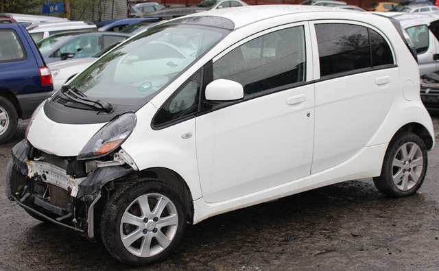 Mitsubishi i-MiEV 2010-->> , Motorkode: Y4F1, Girkassekode: 