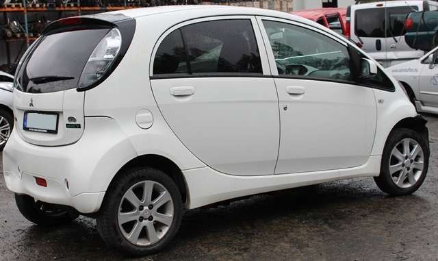 Mitsubishi i-MiEV 2010-->> , Motorkode: Y4F1, Girkassekode: 