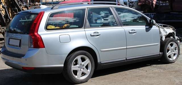 Volvo V50 2007-2012 (Fase 2) , Motorkode: D 4164 T, Girkassekode: 