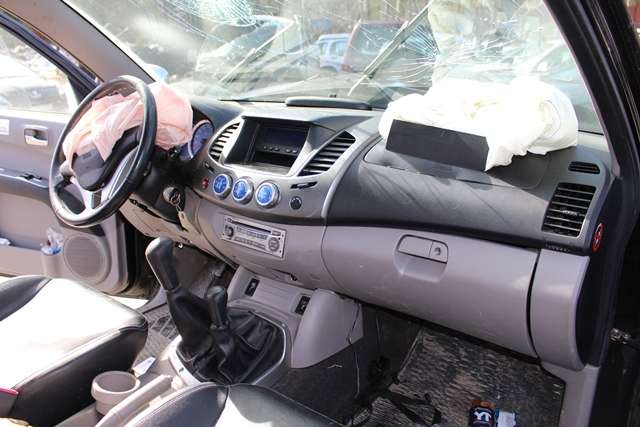 Mitsubishi L200 2006-2015 (Type IV) , Motorkode: 4D56, Girkassekode: 