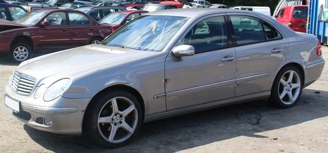 Mercedes E-Klasse 2002-2006 (Fase 1) (W211) (W211), Motorkode: OM646.951, Girkassekode: 