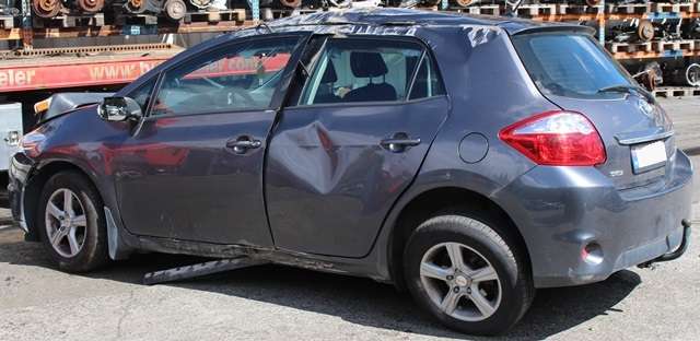 Toyota Auris 2010-2012 (Type I, Fase 2) , Motorkode: 1ND-TV, Girkassekode: