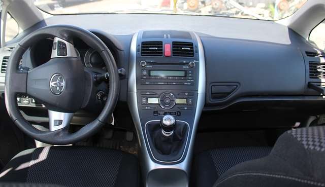Toyota Auris 2010-2012 (Type I, Fase 2) , Motorkode: 1ND-TV, Girkassekode:
