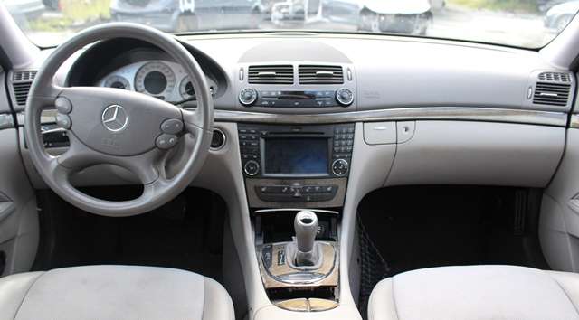 Mercedes E-Klasse 2006-2009 (Fase 2) (W211) (W211), Motorkode: OM646.821, Girkassekode: 