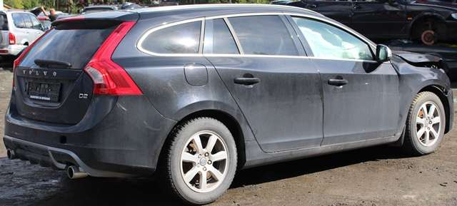Volvo V60 2010-2013 (Type I, Fase 1) , Motorkode: D 4162 T, Girkassekode: 