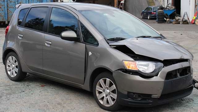 Mitsubishi Colt 2009-2013 (Type VII, Fase 2) , Motorkode: 4A90, Girkassekode: