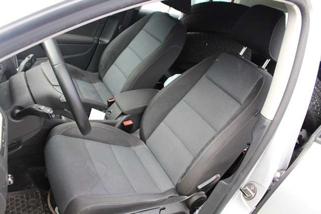 VW Golf VI 2008-2012 , Motorkode: CAYC, Girkassekode: LUB