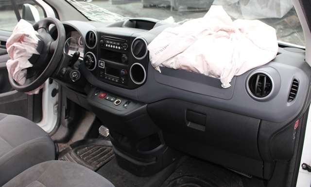 Peugeot Partner 2008-2015 (Type II, Fase 1) , Motorkode: Y4F1, Girkassekode: 