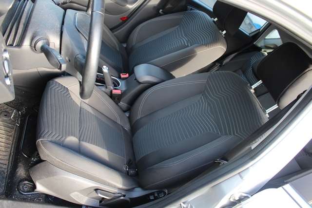 Ford Fiesta 2013-2017 (Type VI, Fase 2) , Motorkode: IQJA, Girkassekode: 