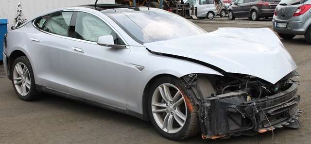 Tesla Model S 2013-2016 (Fase 1) , Motorkode: L1S, Girkassekode: 