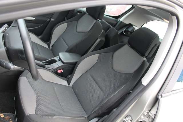 Peugeot 308 2007-2011 (Type I, Fase 1) , Motorkode: 9HV, Girkassekode:
