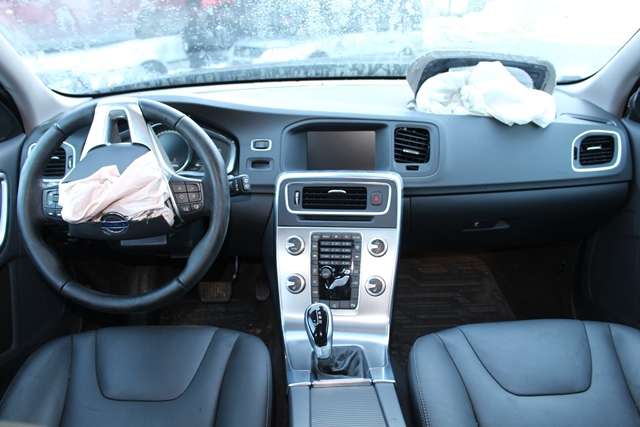 Volvo V60/V60 CC 2013-2018 (Type I, Fase 2) , Motorkode: D 4162 T, Girkassekode: 