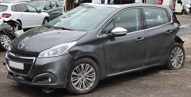 Peugeot 208 2012-2019 (Type I) , Motorkode: HNZ, Girkassekode: 