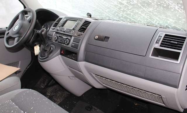 VW Transporter / Caravelle 2009-2015 (Fase 2) (T5) (T5), Motorkode: CCHA, Girkassekode: NYB