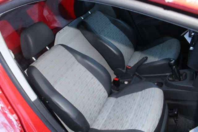 VW Caddy 2010-2015 (Type III, Fase 2) , Motorkode: CFHF, Girkassekode: NFQ