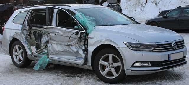 VW Passat 2015-2019 (Fase 1) (B8) (B8), Motorkode: DFEA, Girkassekode: QGN