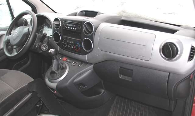 Citroën Berlingo 2008-2015 (Type II, Fase 1) , Motorkode: 9HT, Girkassekode: 