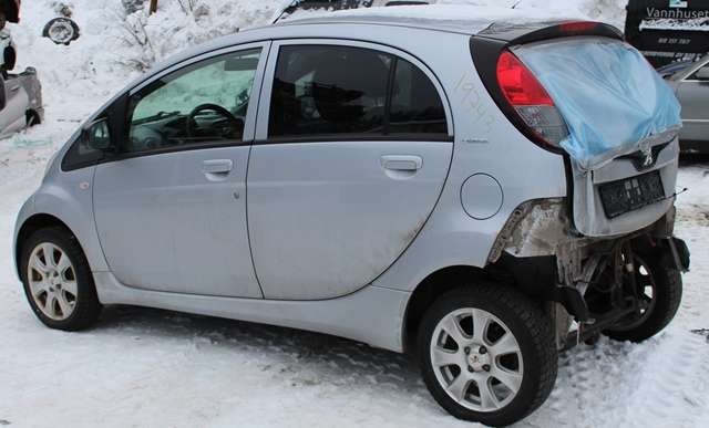 Peugeot iOn 2011-2020 , Motorkode: Y4F1, Girkassekode: 