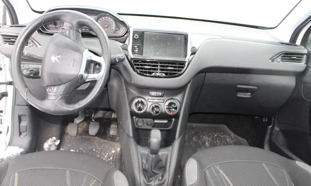 Peugeot 208 2012-2019 (Type I) , Motorkode: 8HR, Girkassekode: 