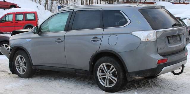 Mitsubishi Outlander 2012-2015 (Type III, Fase 1) , Motorkode: 4B11, Girkassekode: F1EKA