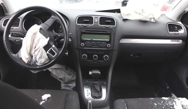 VW Golf VI 2008-2012 , Motorkode: CBZA, Girkassekode: MLJ