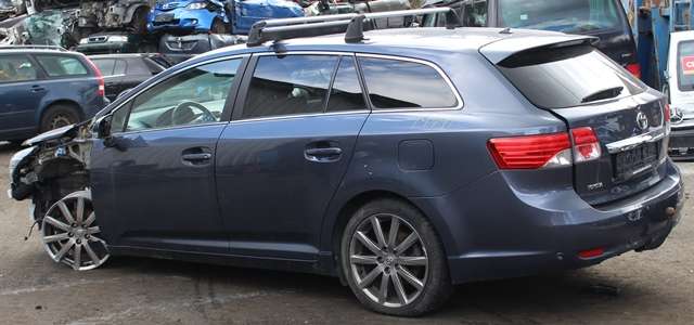 Toyota Avensis 2009-2015 (Type III, Fase 1) , Motorkode: 2ZR-FAE, Girkassekode: 