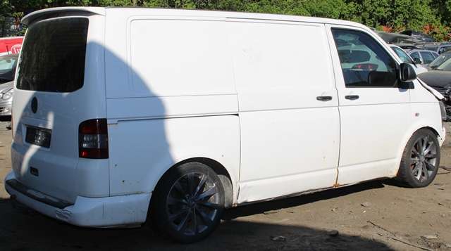 VW Transporter / Caravelle 2009-2015 (Fase 2) (T5) (T5), Motorkode: CAAB, Girkassekode: LRS
