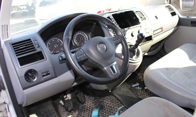 VW Transporter / Caravelle 2009-2015 (Fase 2) (T5) (T5), Motorkode: CAAB, Girkassekode: LRS