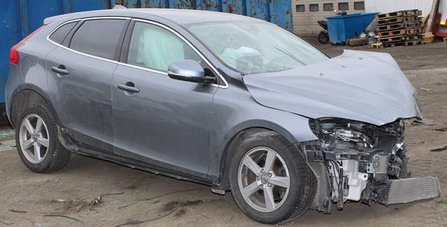 Volvo V40 2012-2019 , Motorkode: B 4164 T4, Girkassekode: 