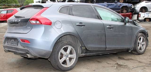 Volvo V40 2012-2019 , Motorkode: B 4164 T4, Girkassekode: 