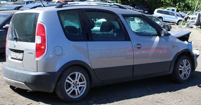 Škoda Roomster 2010-2015 (Fase 2) , Motorkode: CAYC, Girkassekode: KFK