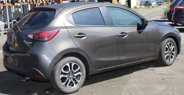 Mazda 2 2015-2019 (Type III, Fase 1) , Motorkode: P5Y, Girkassekode: 