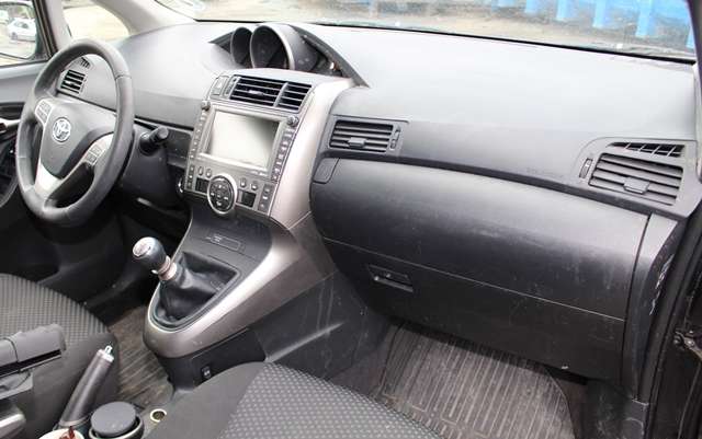Toyota Verso 2009-2016 (Type III) , Motorkode: 1AD-FTV, Girkassekode: