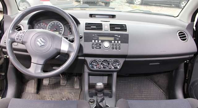 Suzuki Swift 2005-2010 , Motorkode: M13A, Girkassekode: 