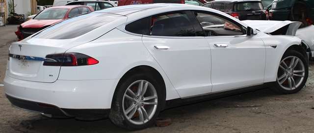 Tesla Model S 2013-2016 (Fase 1) , Motorkode: L1S, Girkassekode: 