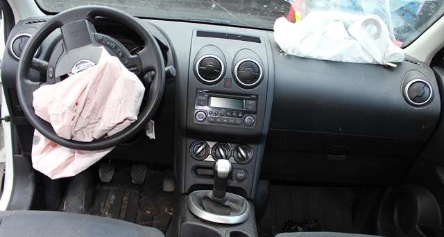 Nissan Qashqai 2010-2014 (Type I, Fase 2) , Motorkode: HR16DE, Girkassekode: 