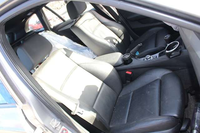 BMW X1 2009-2015 (E84) (E84), Motorkode: N47-D20 C, Girkassekode: 