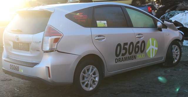 Toyota Prius +7 2012-2020 (Type III) (stasjonsvogn) (stasjonsvogn), Motorkode: 2ZR-FXE, Girkassekode: 