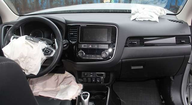 Mitsubishi Outlander 2015-->> (Type III, Fase 2) , Motorkode: 4B11, Girkassekode: 
