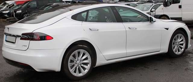 Tesla Model S 2016-2021 (Fase 2) , Motorkode: L2S, Girkassekode: 