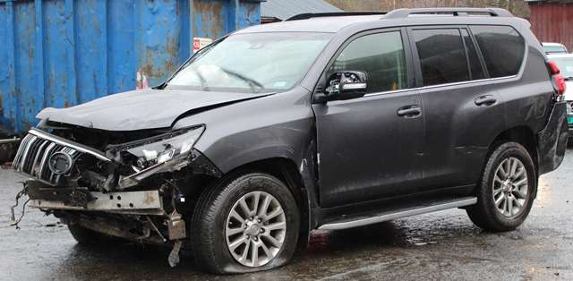 Toyota Land Cruiser 150 2014-->> (Fase 2) , Motorkode: 1GD-FTV, Girkassekode: 