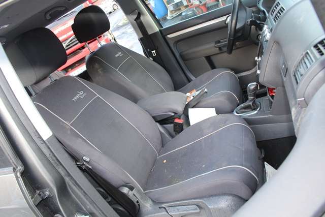 VW Touran 2010-2015 (Type I, Fase 3) , Motorkode: CAYC, Girkassekode: NTT