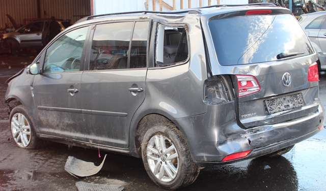 VW Touran 2010-2015 (Type I, Fase 3) , Motorkode: CAYC, Girkassekode: NTT