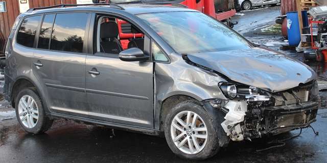 VW Touran 2010-2015 (Type I, Fase 3) , Motorkode: CAYC, Girkassekode: NTT