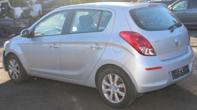 Hyundai i20 2009-2014 (Type I) , Motorkode: G4LA, Girkassekode: